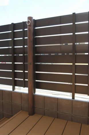 千葉市にて。<br>ウッドデッキとタイルテラスのプライベートガーデンです。15