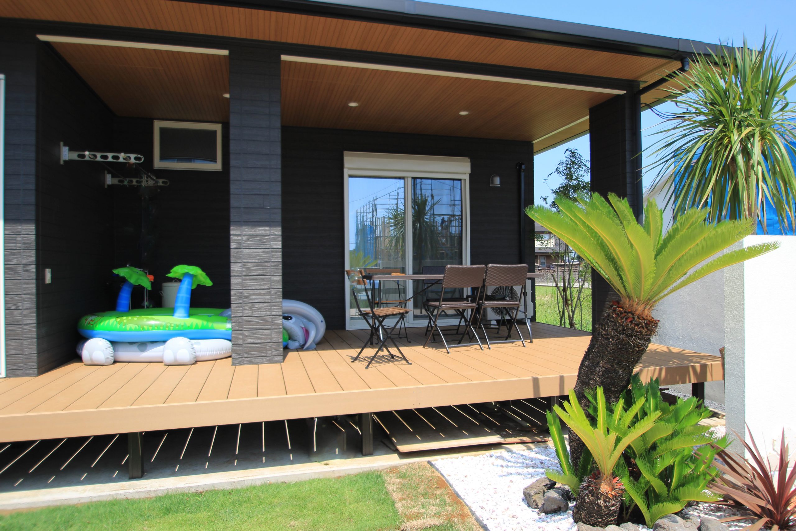 千葉外構おしゃれテラス 8 一級建築士と叶える素敵なお庭 千葉市 エクステリア 外構 ガーデン キナリデザイン