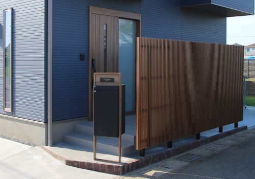 表札 ポスト 宅配box 一級建築士と叶える素敵なお庭 千葉市 エクステリア 外構 ガーデン キナリデザイン 表札 ポスト 宅配box 一級建築士と叶える素敵なお庭 千葉市 エクステリア 外構 ガーデン キナリデザイン