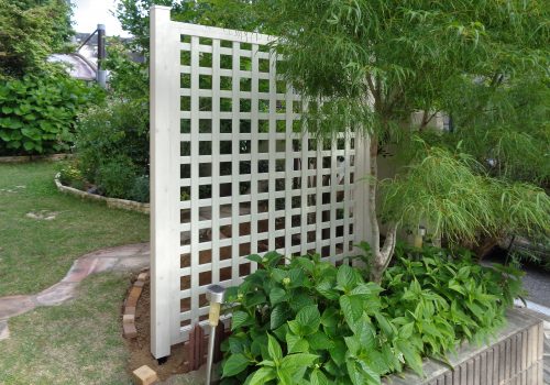 目隠しスクリーン 一級建築士と叶える素敵なお庭 千葉市 エクステリア 外構 ガーデン キナリデザイン 目隠しスクリーン 一級建築士と叶える素敵なお庭 千葉市 エクステリア 外構 ガーデン キナリデザイン
